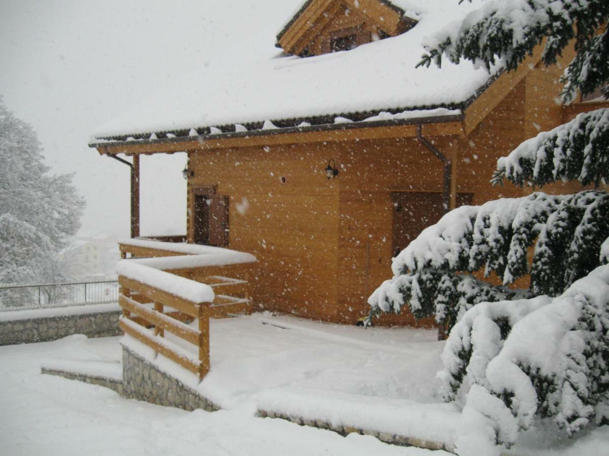 B&B Lo Chalet Di Ocre San Felice d'Ocre 外观 照片